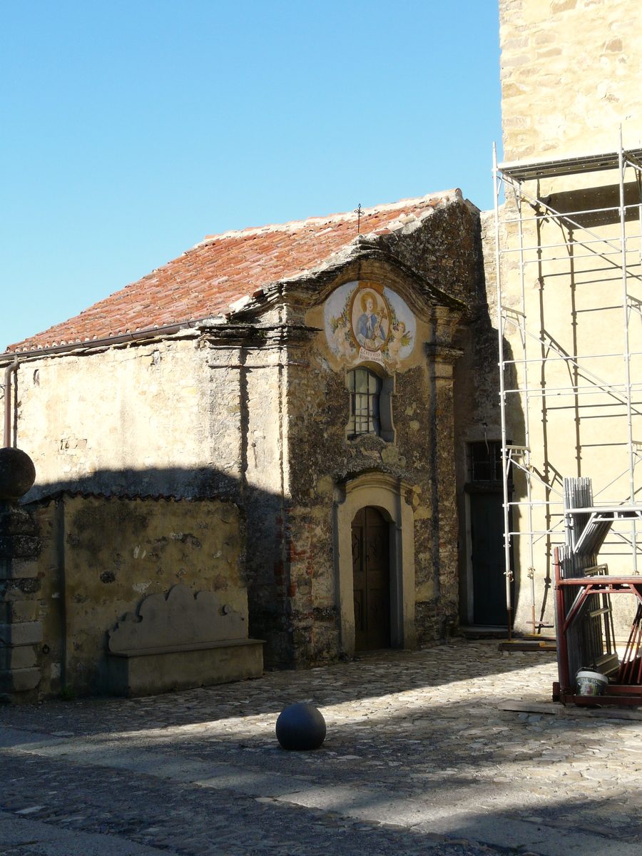 Oratorium beim Castello di Borgo Adorno in Cantalupo Ligure, Piemont