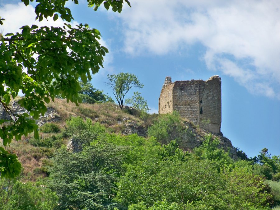 File:Saint Maime - La Tour.JPG