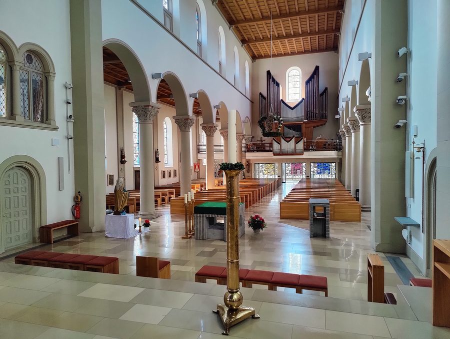 Catholic parish church of St. Laurentius in Deißlingen in the Rottweil district