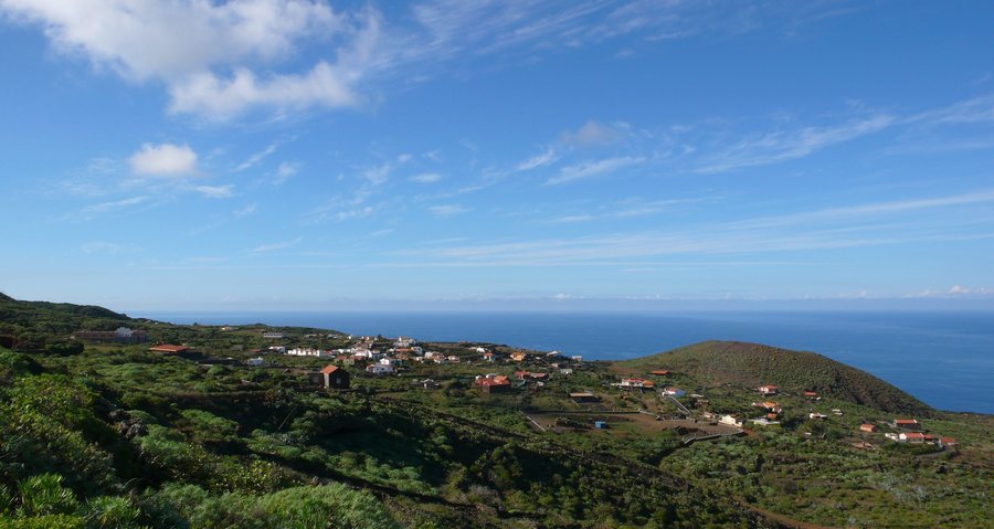File:Echedo.El Hierro.JPG