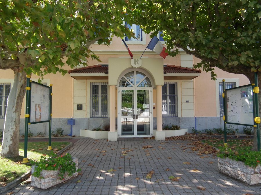 File:Mairie Andancette 2011-08-31-045.jpg