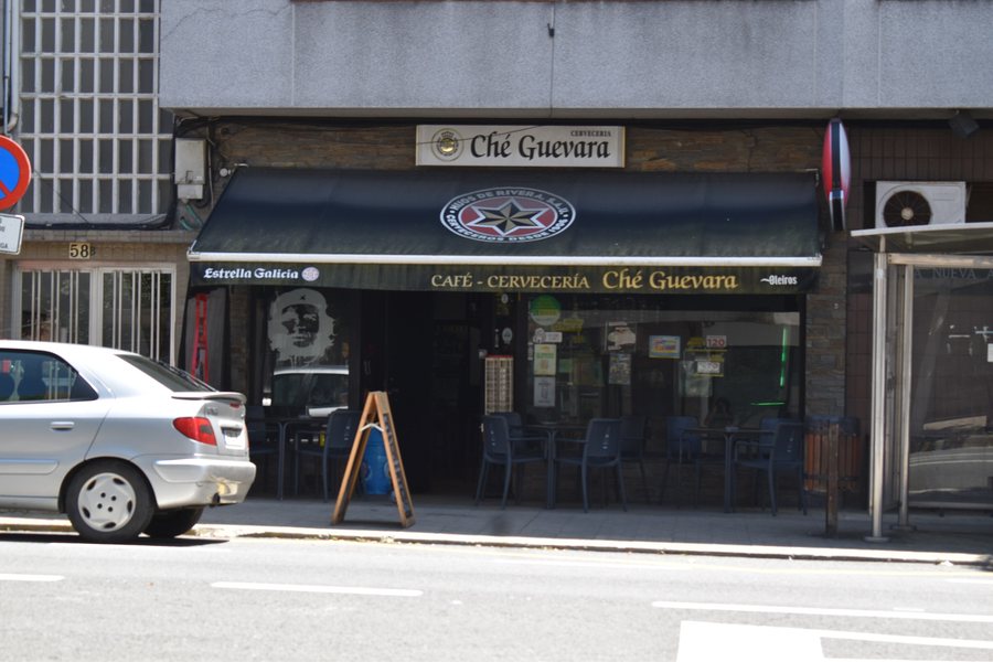 File:Bar Che Guevara en Perillo, Oleiros.jpg