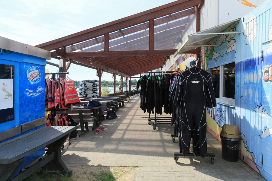 Blue Bay water skiing and leisure facility at Heeder See in Heede