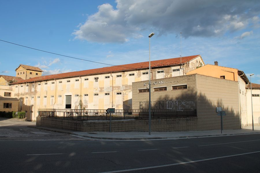 Factory building of the former industrial settlement Cal Rosal