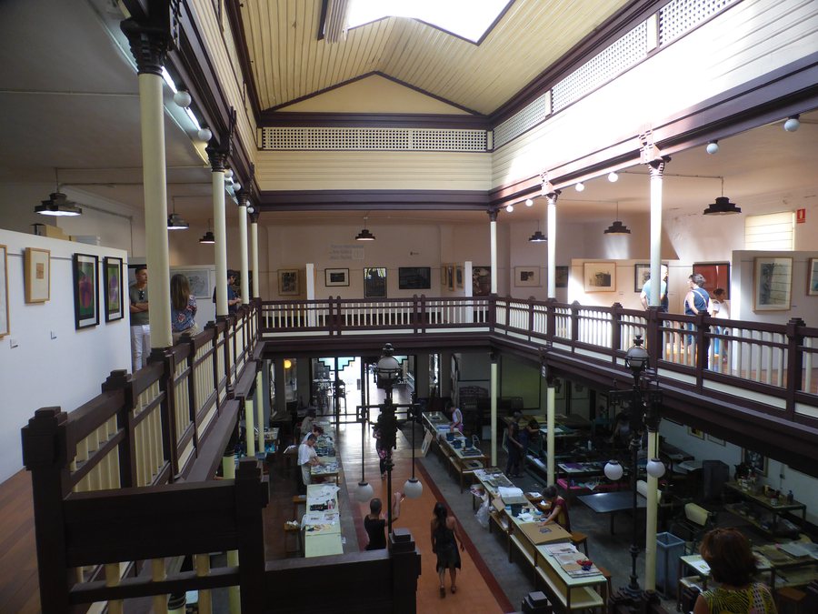 File:Centro Internacional de la Estampa Contemporánea (CIEC), taller y sala de exposiciones. Betanzos, Galicia, España, Spain.jpg