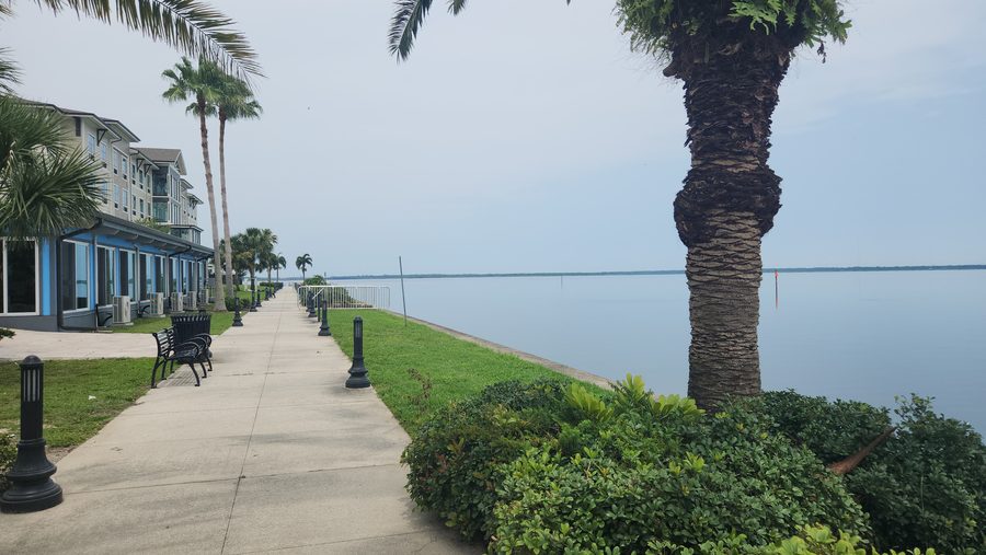 View of the Sanford RiverWalk on the shore of Lake Monroe in Sanford, Florida