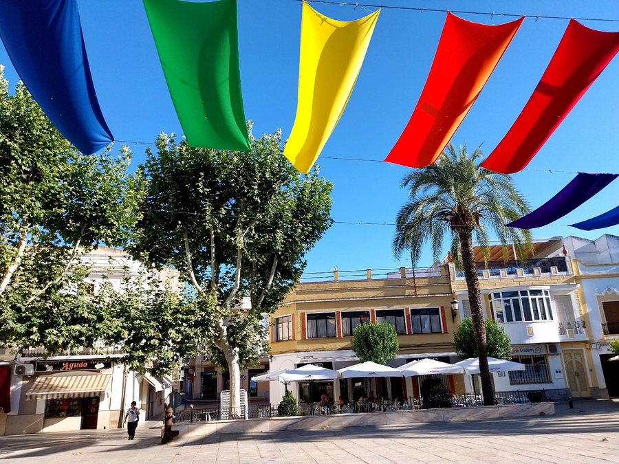 File:Montijo - Plaza de España 04.jpg