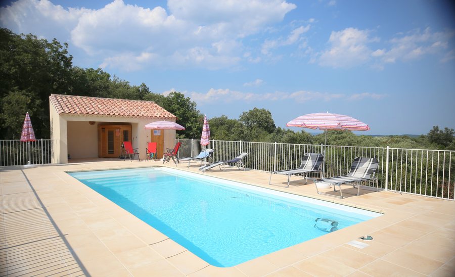 File:30430 Méjannes-le-Clap, France - panoramio (1).jpg