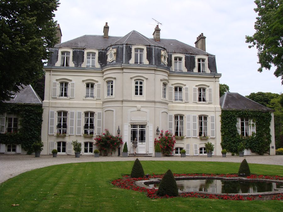 Château de Cléry in Hesdin-lʼAbbé