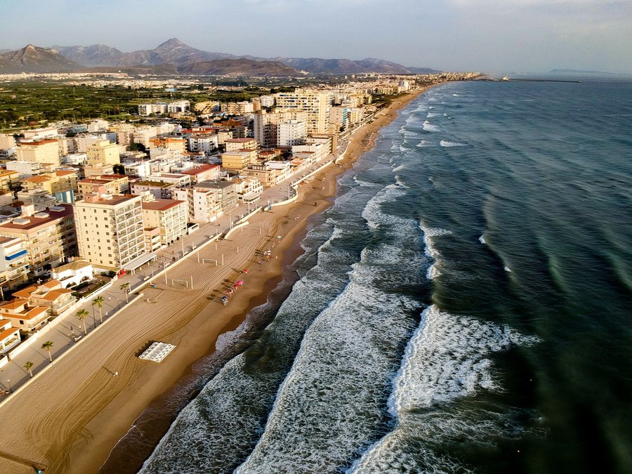 File:Bellreguard y Gandia.jpg