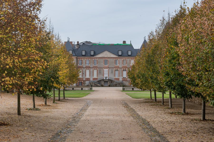 File:Castle of Montmirail (2).jpg