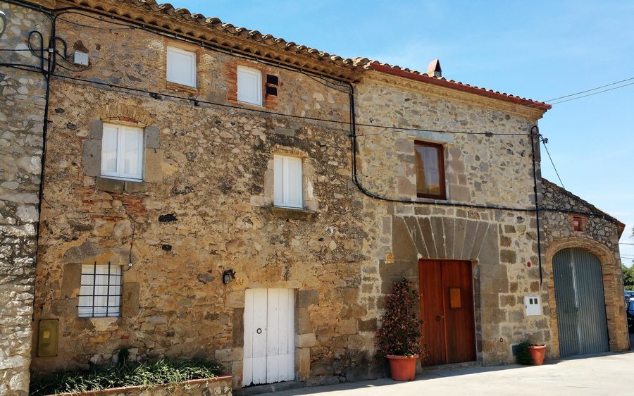 Rectory of Vilacolum in Torroella de Fluvià