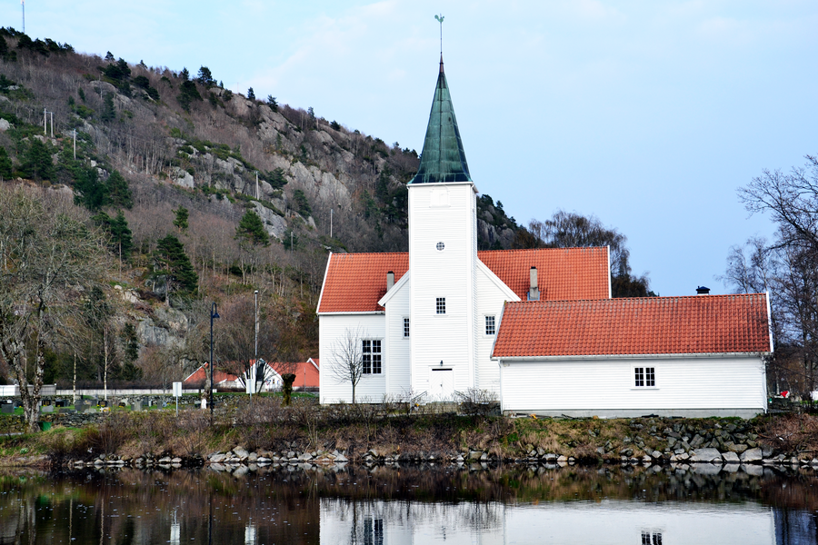 Exterior view of Valle Church in Vigeland