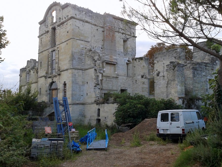 File:Monteton Château.jpg