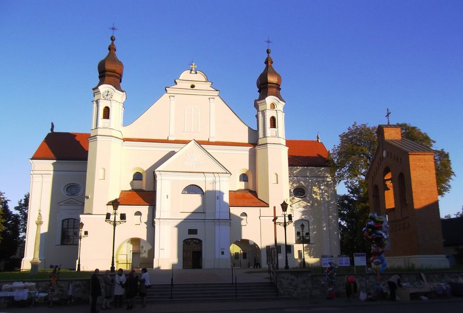 Kościół Najświętszej Maryi Panny i św. Michała Archanioła w Łasku