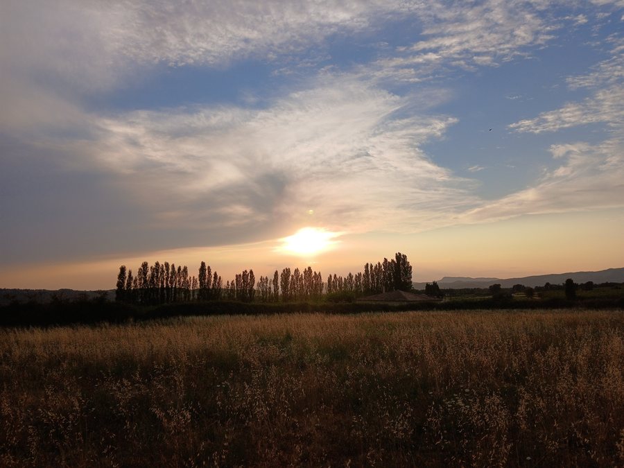 File:Coucher de soleil à Flassan 04.jpg