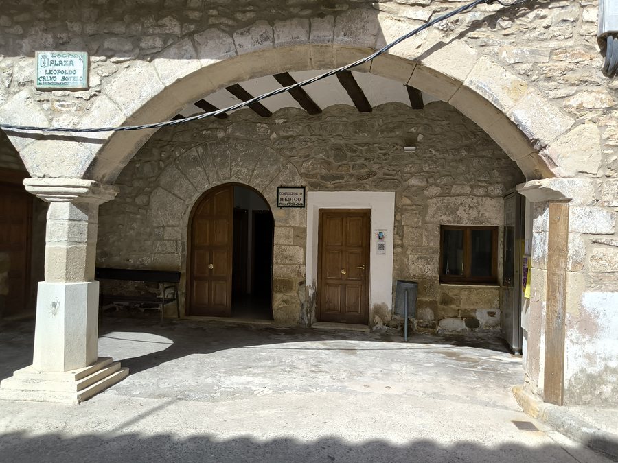 File:Ajuntament de Valbona 3.jpg