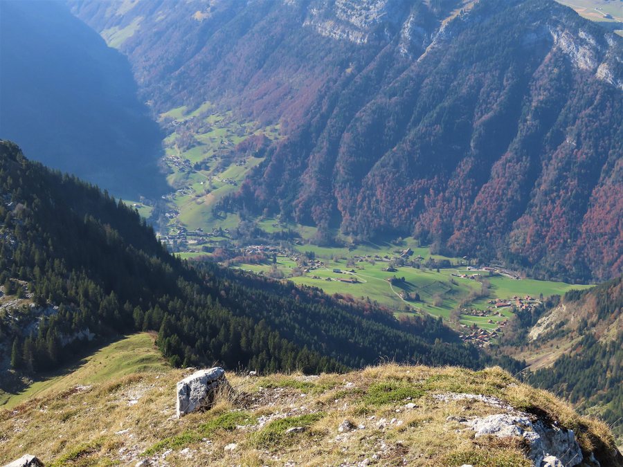 File:Entremont @ Roc des Tours.jpg