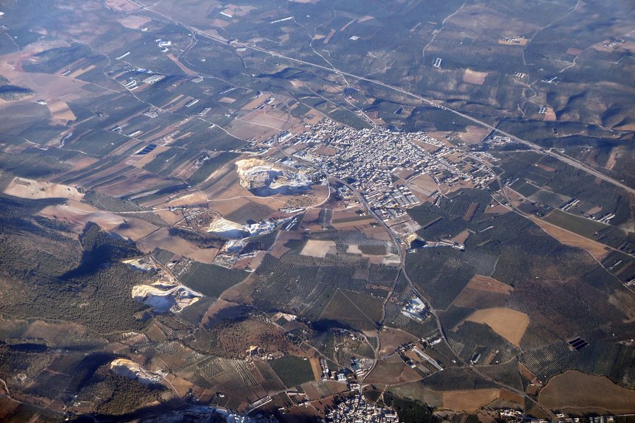 File:Pedrera 4.jpg