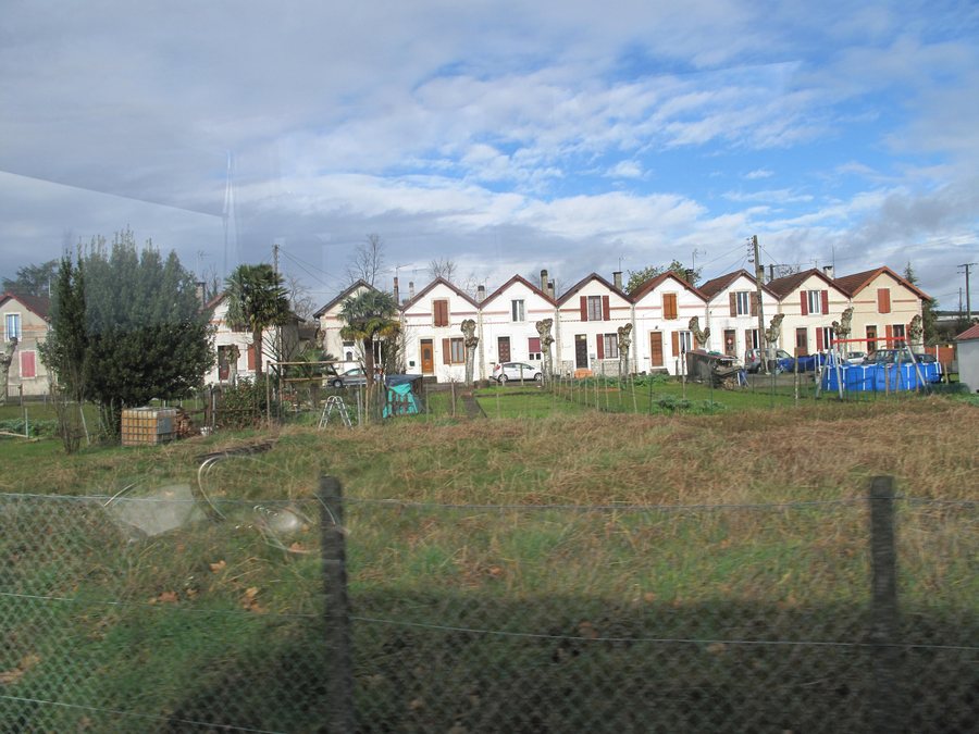 File:Cité Rigoulet (Puyoô) 1.jpg