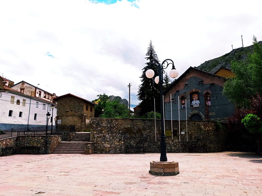 Santa LucÃa de Gordón