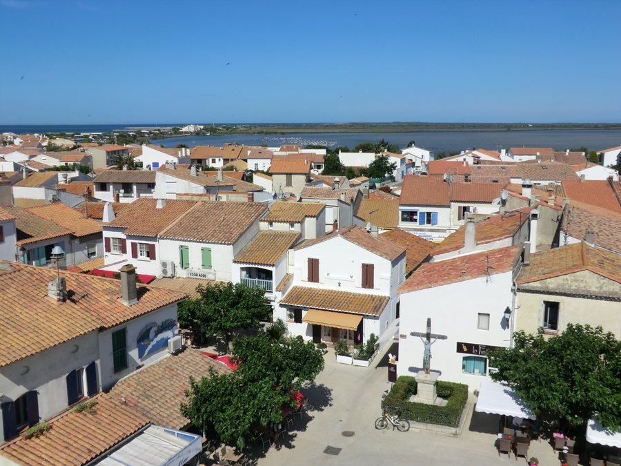 File:View from the roof of the church of the Saintes Maries de la Mer.jpg