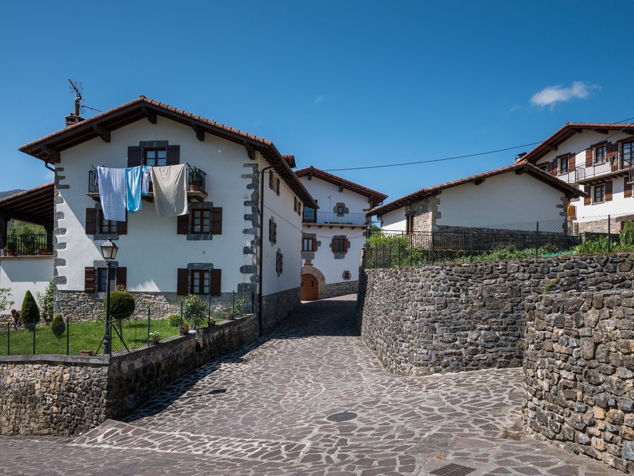 File:Oiz 03.jpg