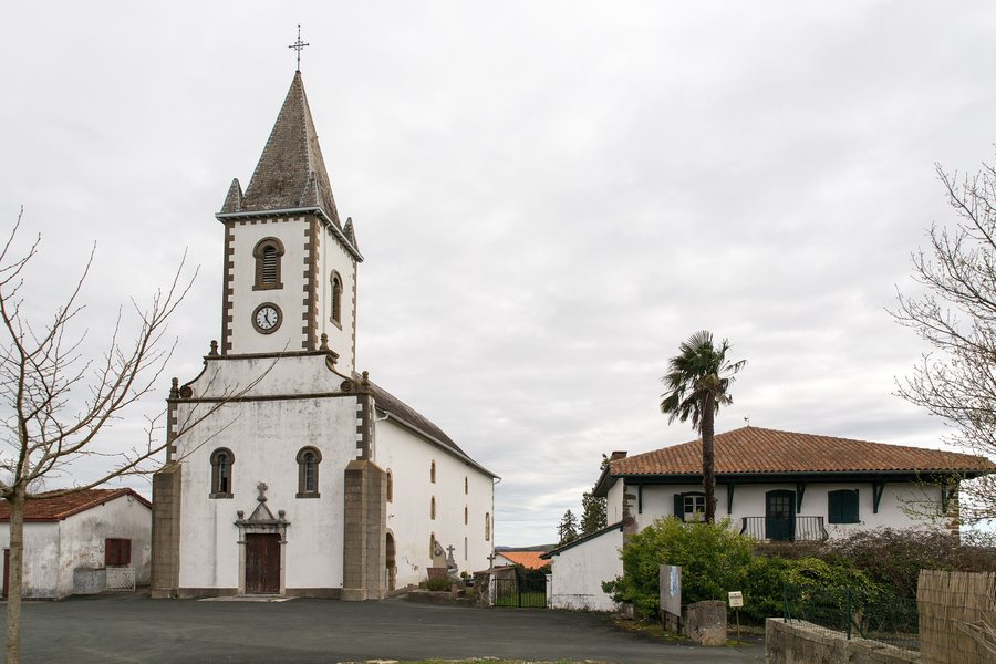 File:Masparraute - Église.jpg