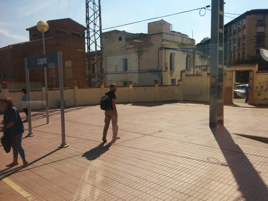 File:Caspe r station.jpg