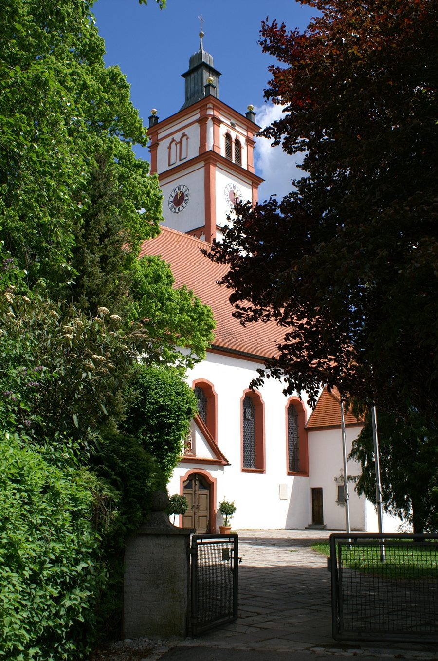 Parish church of St. Martin in Lamerdingen, view from the southwest