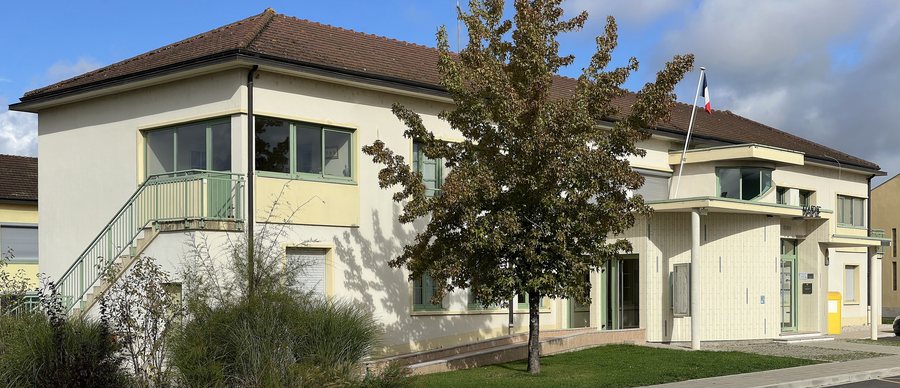 File:Mairie - Saint-Usuge (FR71) - 2024-10-02 - 5.jpg