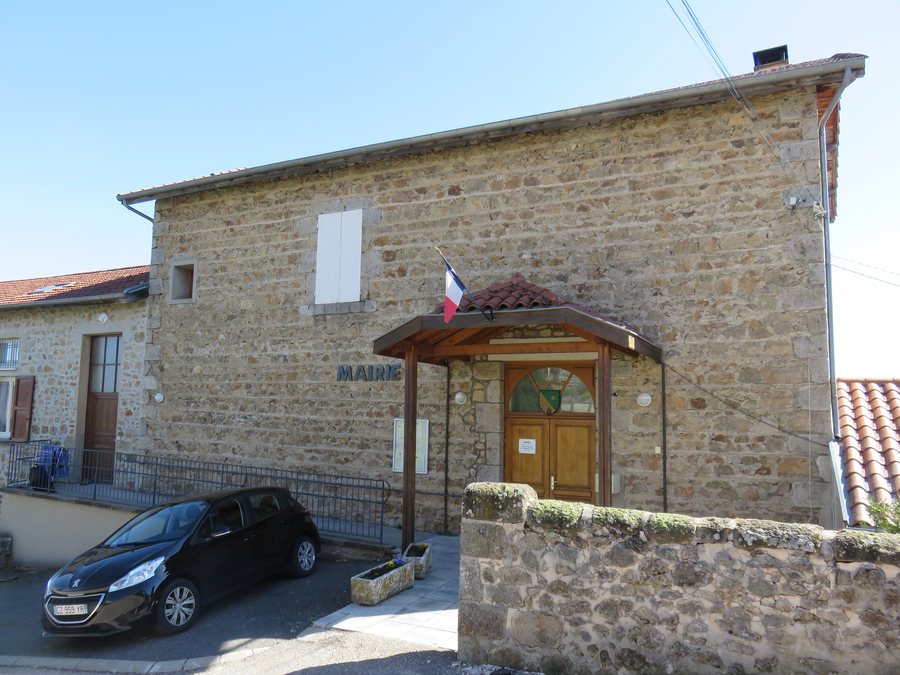File:Mairie de Merle-Leignec (Loire, France).jpg
