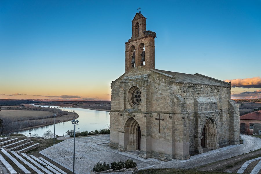 File:Castronuno.jpg