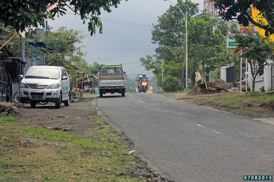 Road in Licin, East Java, Indonesia