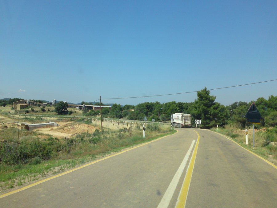 File:Monroyo, Teruel, Spain - panoramio (1).jpg