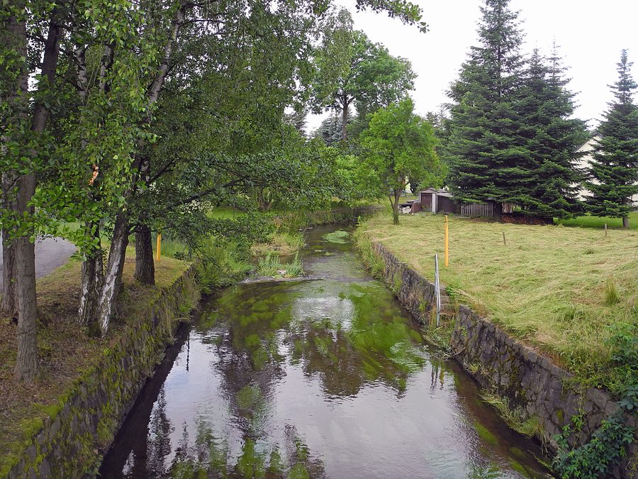 The Wesenitz in Putzkau on Mühlenstraße