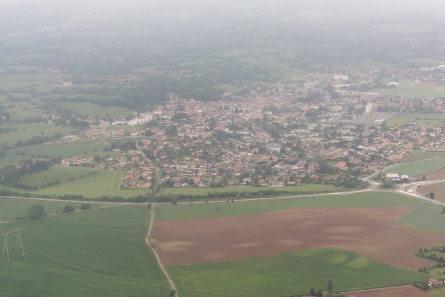 File:Heyrieux - vue aérienne 20180514.jpg