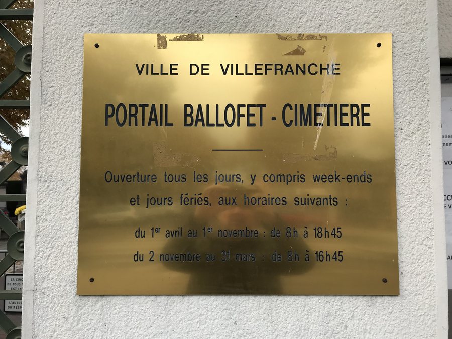 File:Cimetière de Villefranche-sur-Saône (Rhône, France) - novembre 2017 - 2.JPG