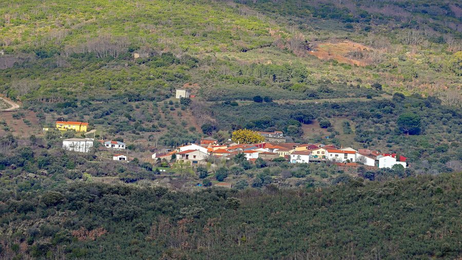 File:Panorámica de Molinillo II.jpg