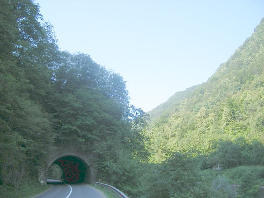 Landschaft im Save-Tal zwischen Trbovlje und Litija in Slowenien