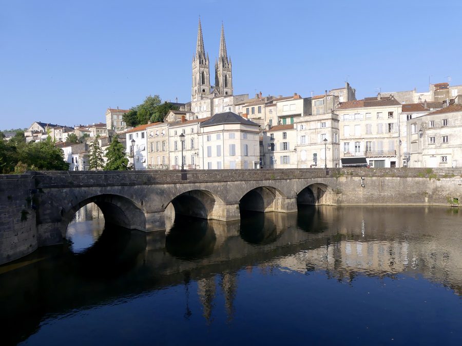 The Sèvre Niortaise at evening in Niort, Deux-Sèvres
