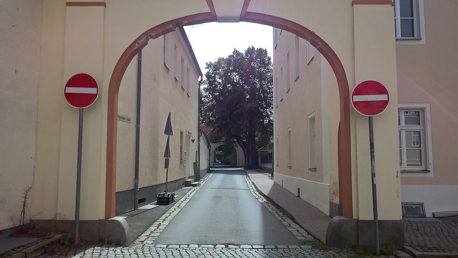 Schloß Pulsnitz mit Hofbogen