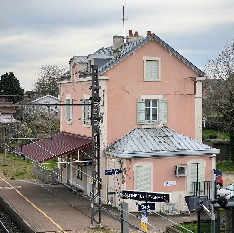 File:Gare Sennecey Grand - Sennecey-le-Grand (FR71) - 2024-03-14 - 8.jpg