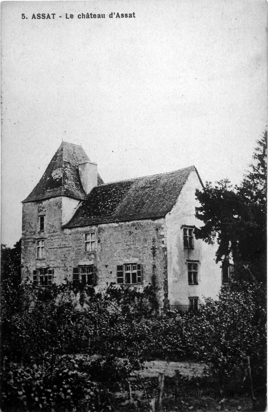 File:Château d'Assat NB.jpg