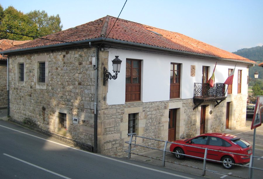 File:Cabuerniga Valle Ayunta ME.jpg