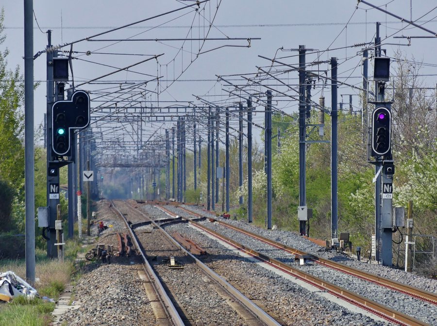 File:Sortie de Valence-TGV en direction de Valence (2019).jpg