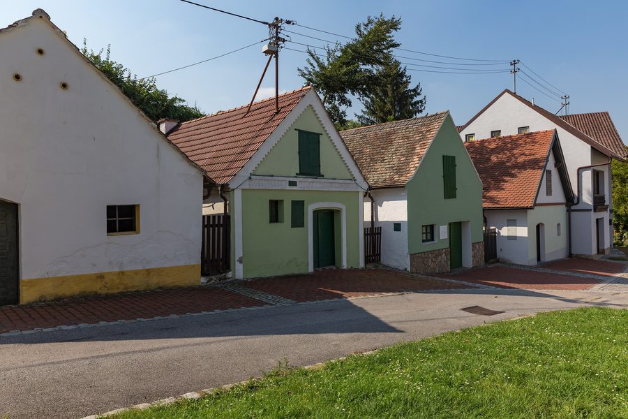 Cellar lane in the Weinviertel