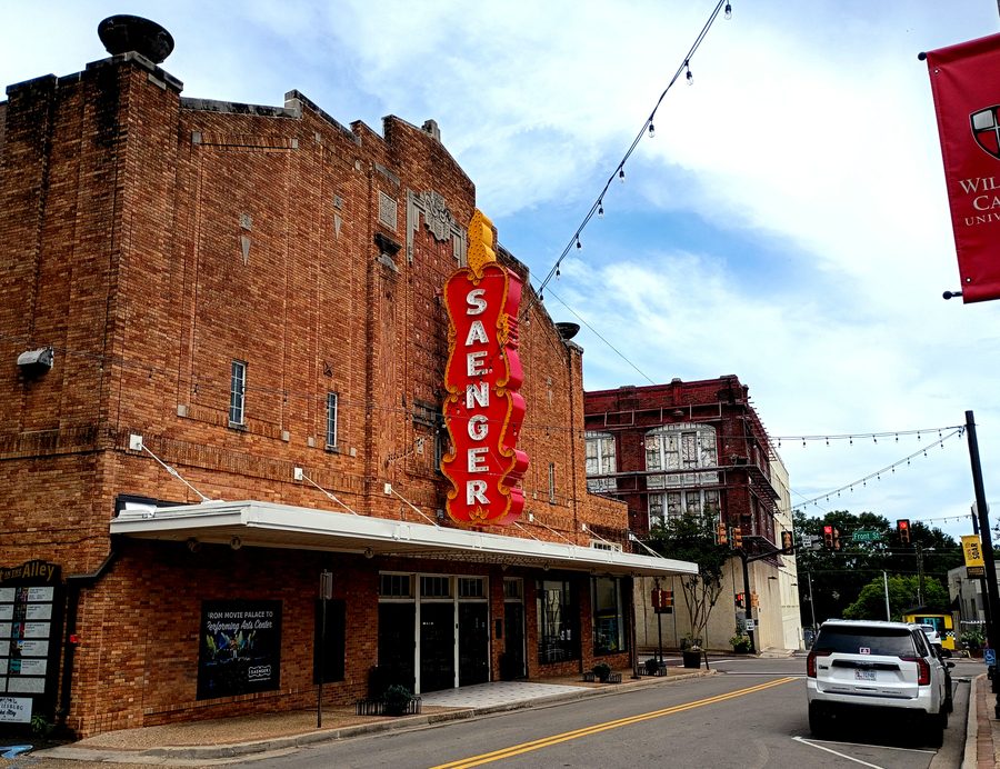 Hattiesburg Saenger Theater at 201 Forrest Street in Hattiesburg, Mississippi