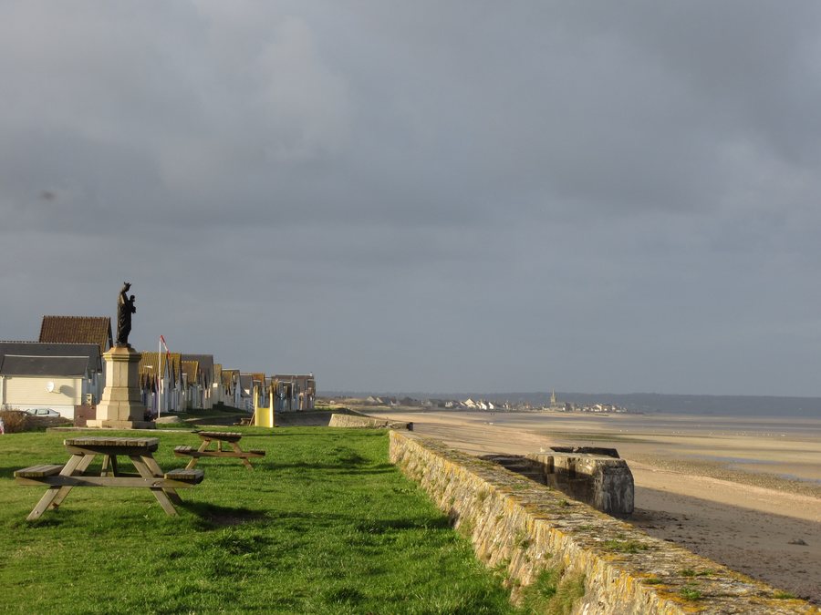 File:Ravenoville - Plage.JPG