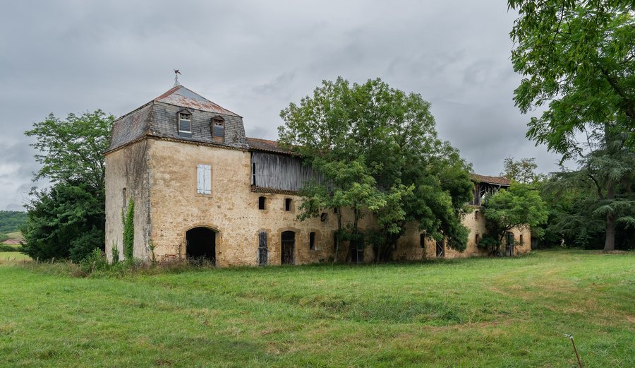 File:Berdoues Abbey (4).jpg
